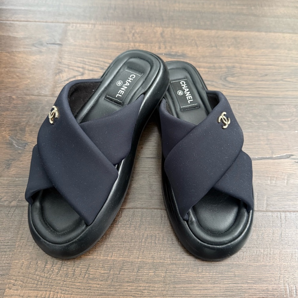 CHANEL Black Criss Cross Slide Sandals - Picture 3 of 3